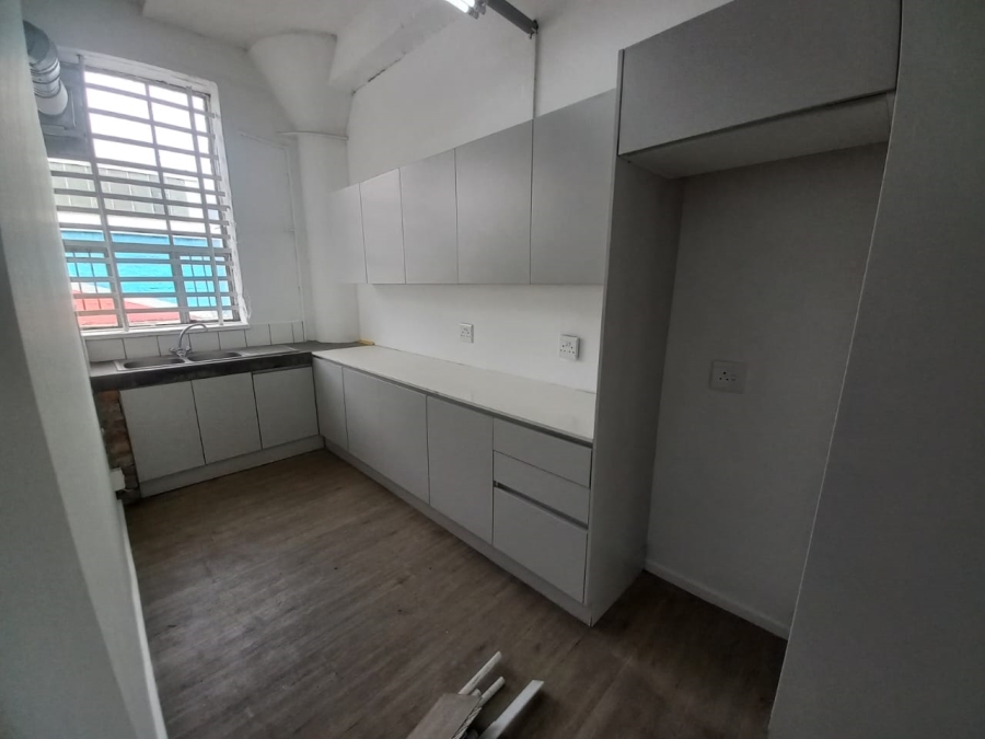 To Let commercial Property for Rent in Paarden Eiland Western Cape